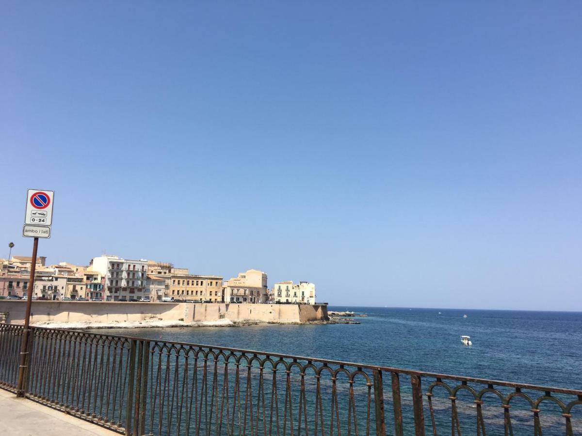 Maniace 57, Ortigia Historic Center, 200 Mt From The Beach Syracuse Exteriér fotografie